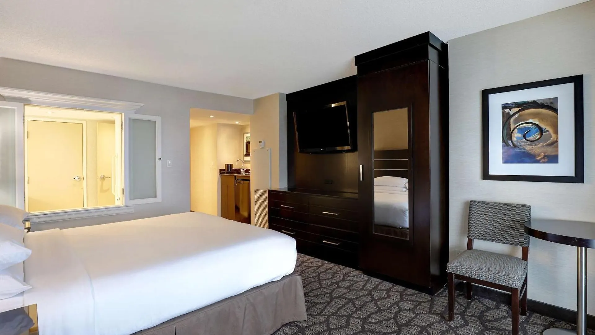 Embassy Suites By Hilton Niagara Falls/ Fallsview Canada