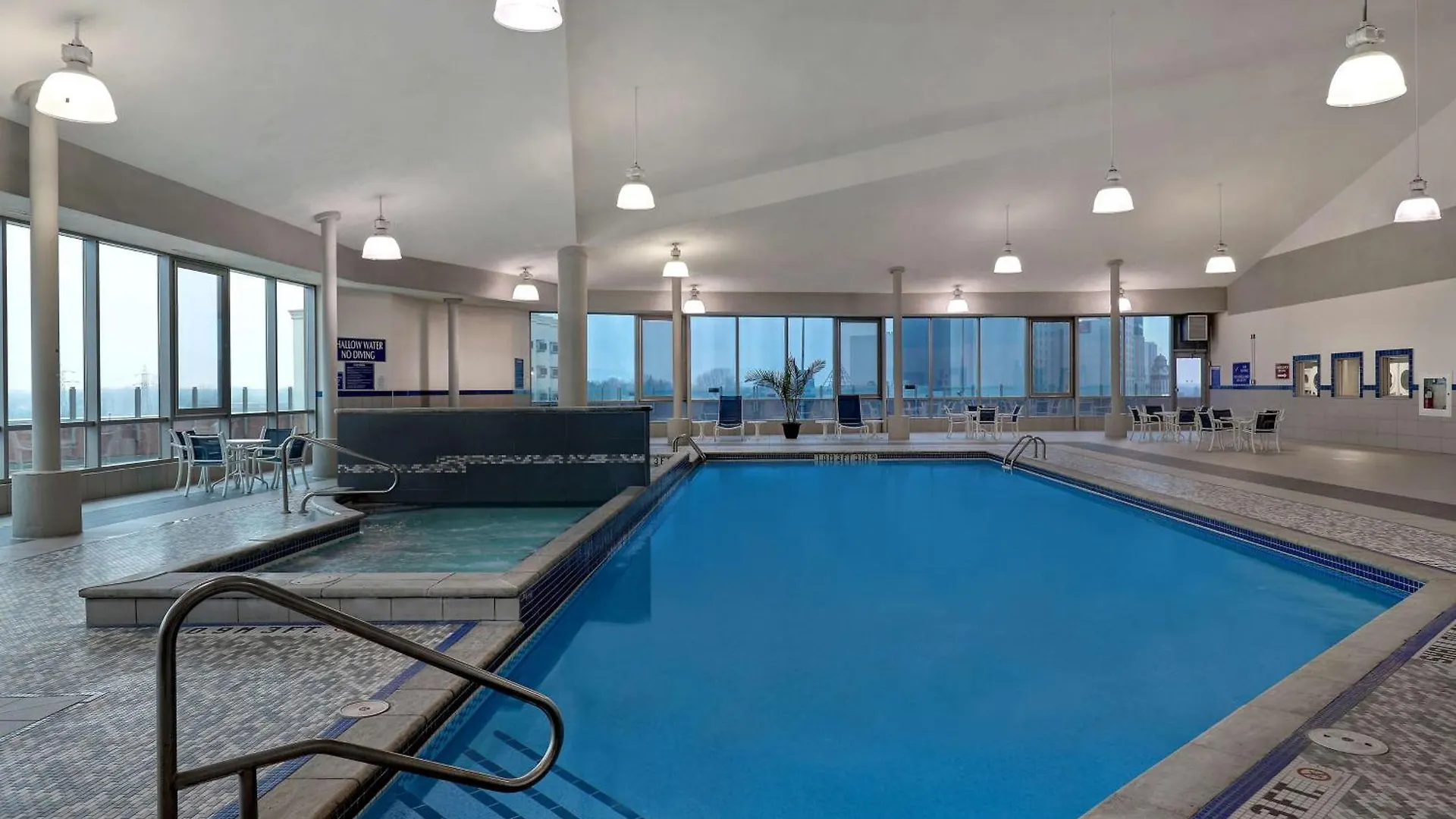 Embassy Suites By Hilton Niagara Falls/ Fallsview Canada