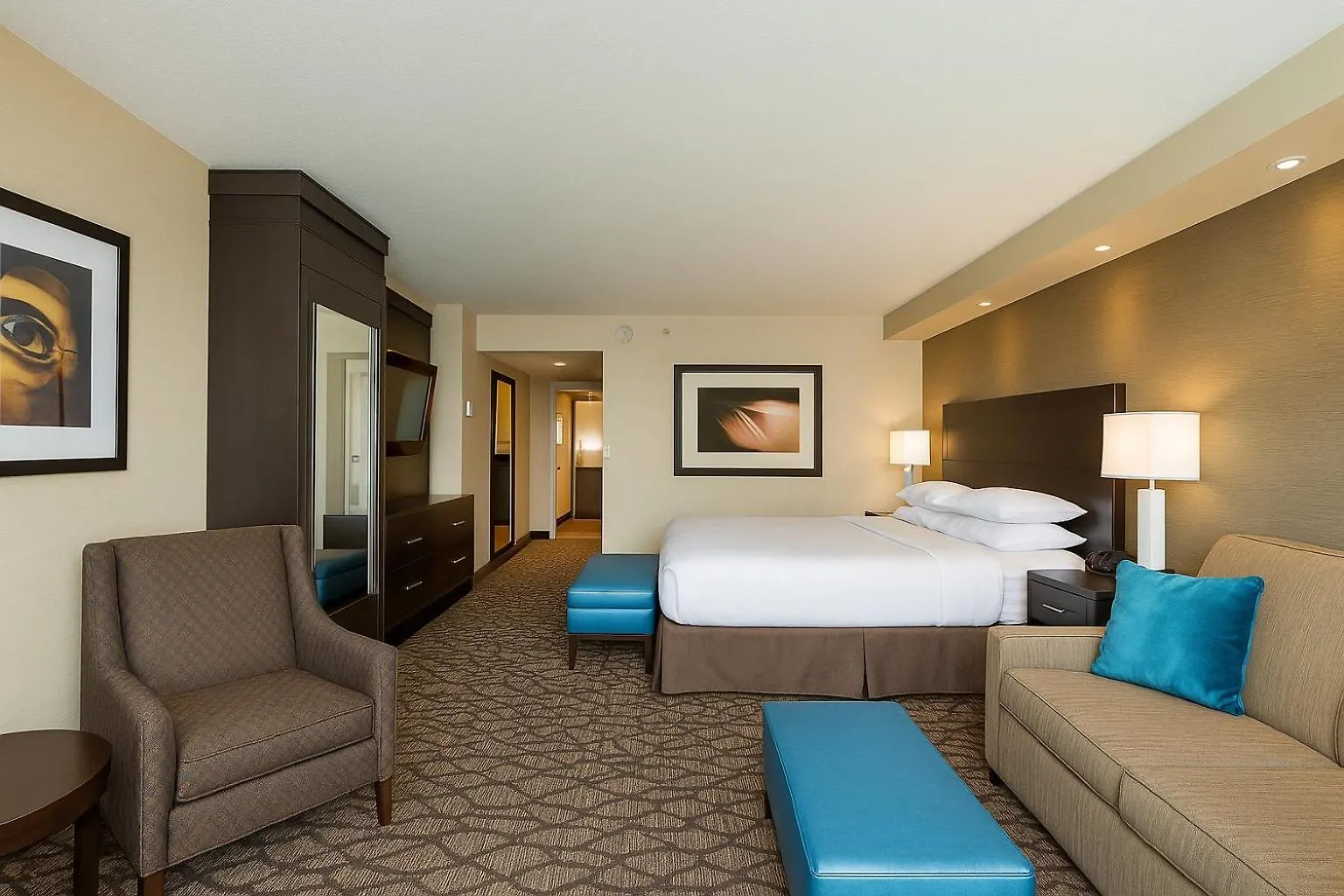 Hotel Embassy Suites By Hilton Niagara Falls/ Fallsview