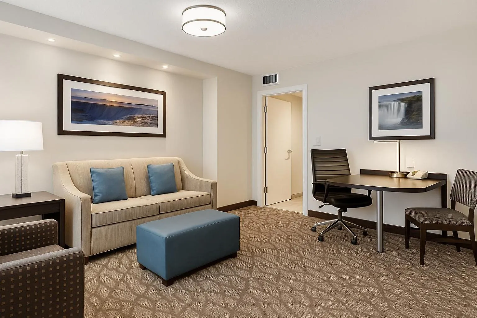 Hotel Embassy Suites By Hilton Niagara Falls/ Fallsview