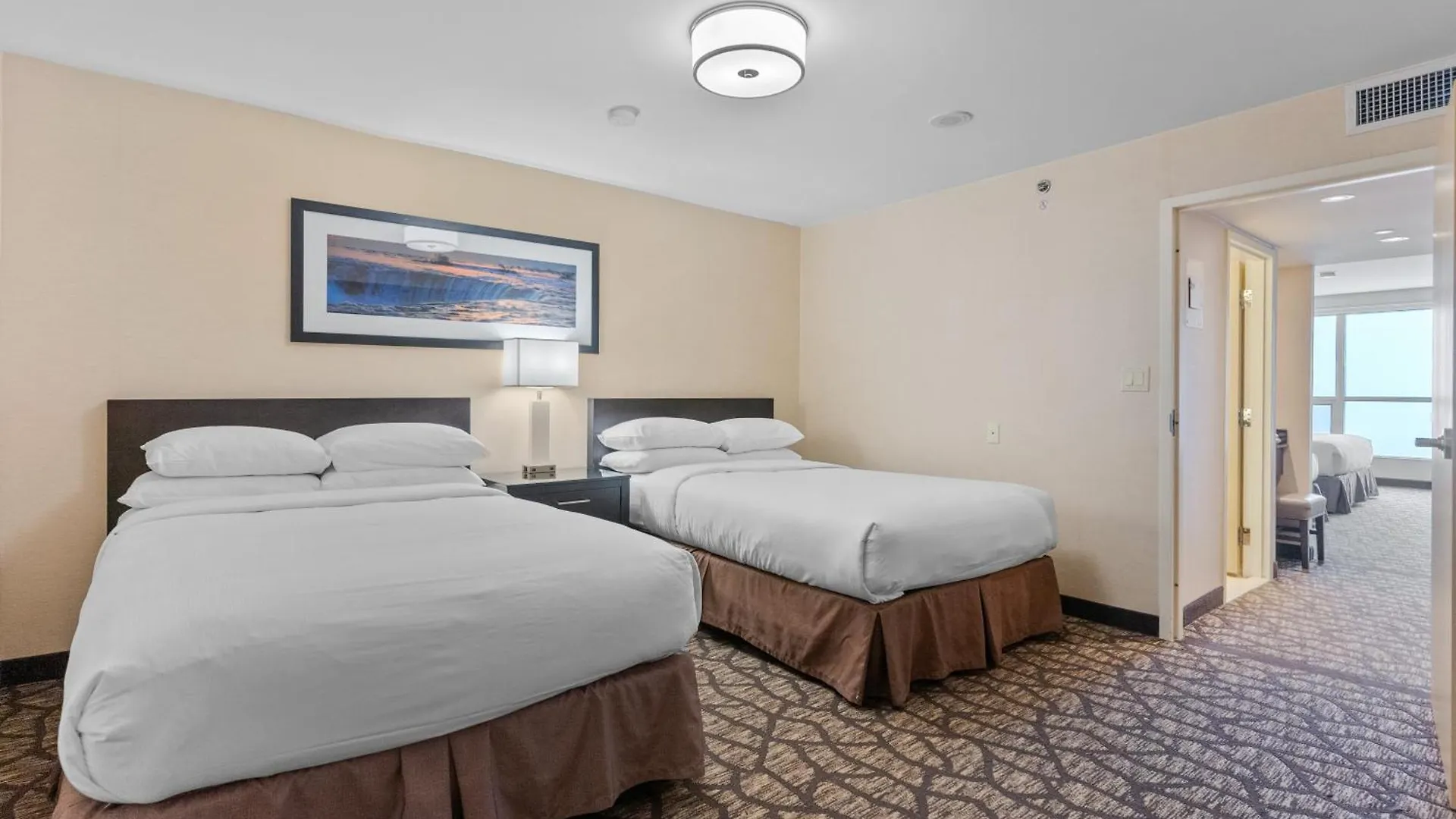 Hotel Embassy Suites By Hilton Niagara Falls/ Fallsview