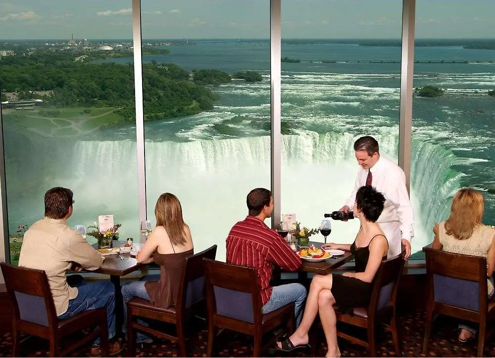 Hotel Embassy Suites By Hilton Niagara Falls/ Fallsview