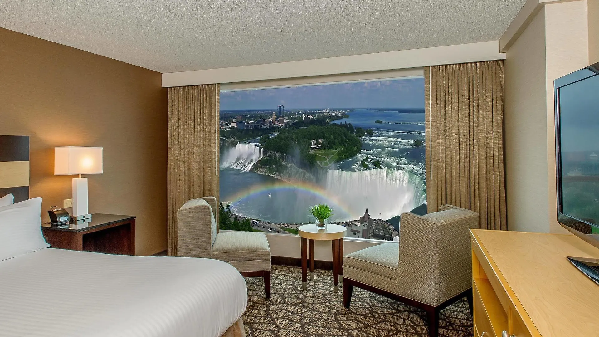 Embassy Suites By Hilton Niagara Falls/ Fallsview