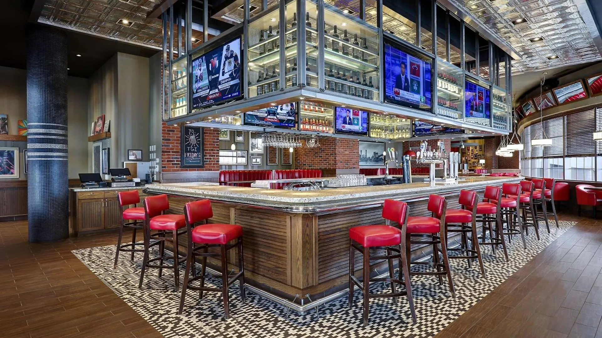 Hotel Embassy Suites By Hilton Niagara Falls/ Fallsview