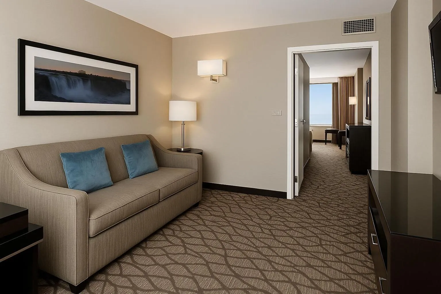 Embassy Suites By Hilton Niagara Falls/ Fallsview Canada